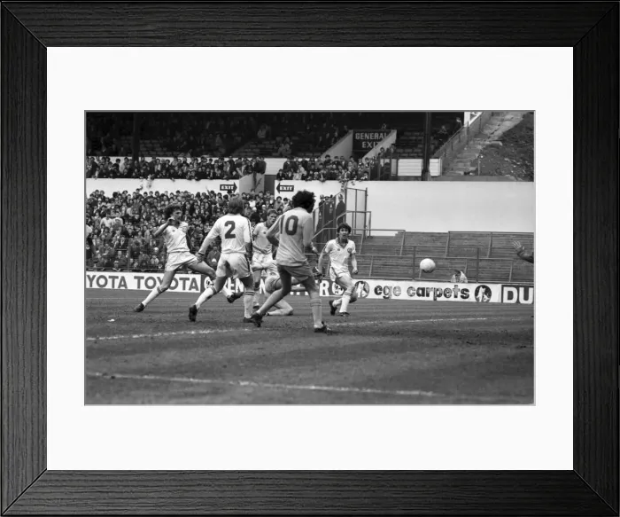 Framed Print : Leeds United 3 v. Coventry 0. Division 1 Football. April 1981 MF02-11-040