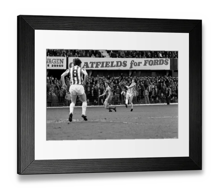 Framed Print : Stoke City 0 v. Birmingham City 0. Division One Football. March 1981 MF02-10-022 Framed Print : Stoke City 0 v. Birmingham City 0. Division One Football. March 1981 MF02-10-022