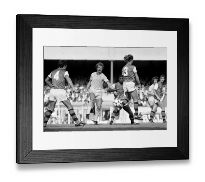 Framed Print : English League Division One match at Highbury. Arsenal 0 v Liverpool 2 Framed Print : English League Division One match at Highbury. Arsenal 0 v Liverpool 2