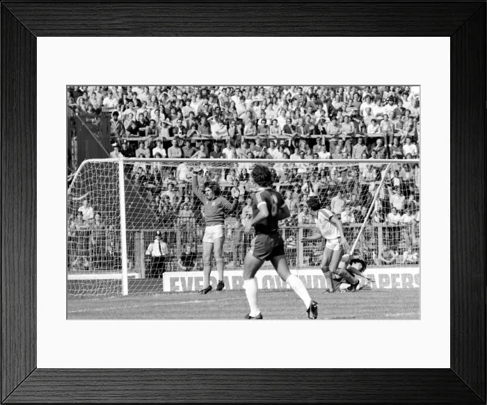 Framed Print : English League Division Two match at Stamford Bridge. Chelsea 0 v West Ham United 1 Framed Print : English League Division Two match at Stamford Bridge. Chelsea 0 v West Ham United 1