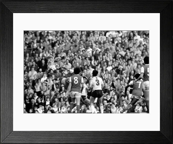 Framed Print : English League Division One match at Highbury. Arsenal 4 v Aston Villa 3 Framed Print : English League Division One match at Highbury. Arsenal 4 v Aston Villa 3