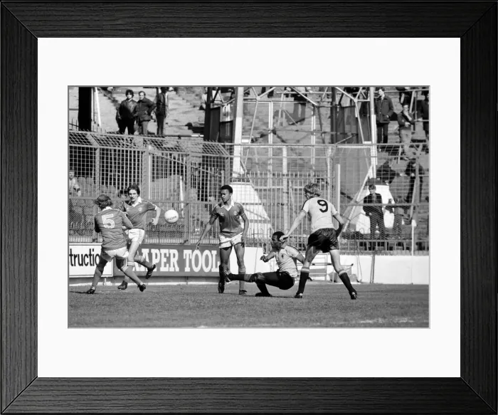 Framed Print : English League Division Two match at The Valley. Charlton Athletic 1 v Watford 1 Framed Print : English League Division Two match at The Valley. Charlton Athletic 1 v Watford 1