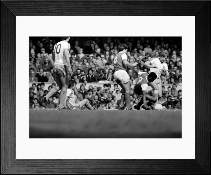 Framed Print : English League Division One match at Highbury. Arsenal 2 v West Ham United 0 Framed Print : English League Division One match at Highbury. Arsenal 2 v West Ham United 0