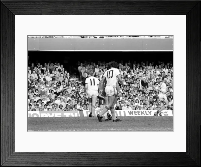 Framed Print : English League Division Two match at Stamford Bridge. Chelsea 0 v West Ham United 1 Framed Print : English League Division Two match at Stamford Bridge. Chelsea 0 v West Ham United 1
