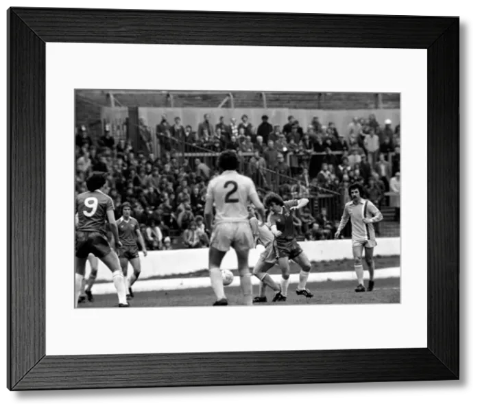 Framed Print : Chelsea 1 v. Cardiff 0. Division 2 football. March 1980 LF01-34-055 Framed Print : Chelsea 1 v. Cardiff 0. Division 2 football. March 1980 LF01-34-055