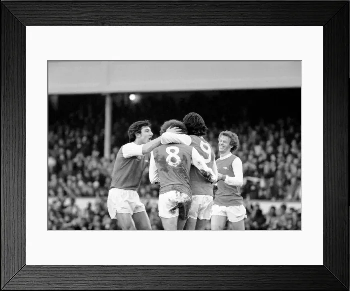 Framed Print : Arsenal 3 v. Aston Villa 1. Division 1 football. February 1980 LF01-20-092 Framed Print : Arsenal 3 v. Aston Villa 1. Division 1 football. February 1980 LF01-20-092