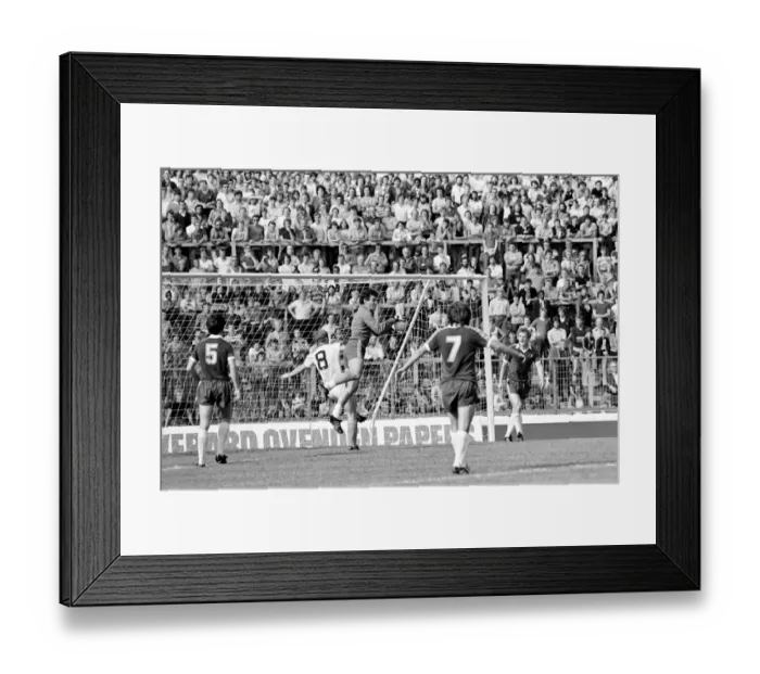 Framed Print : English League Division Two match at Stamford Bridge. Chelsea 0 v West Ham United 1 Framed Print : English League Division Two match at Stamford Bridge. Chelsea 0 v West Ham United 1