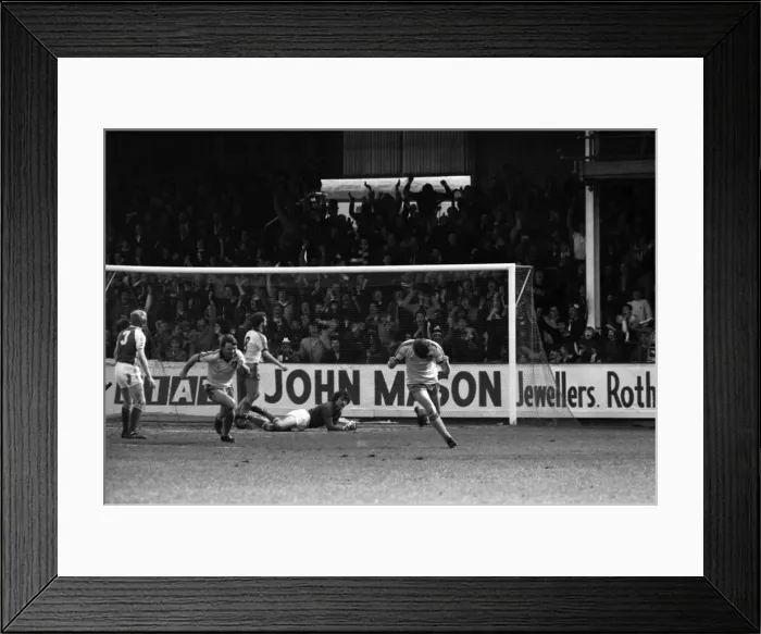 Framed Print : Rotherham United 2 v. Grimsby 2. April 1982 MF06-26-047 Local Caption Division 1 Framed Print : Rotherham United 2 v. Grimsby 2. April 1982 MF06-26-047 Local Caption Division 1