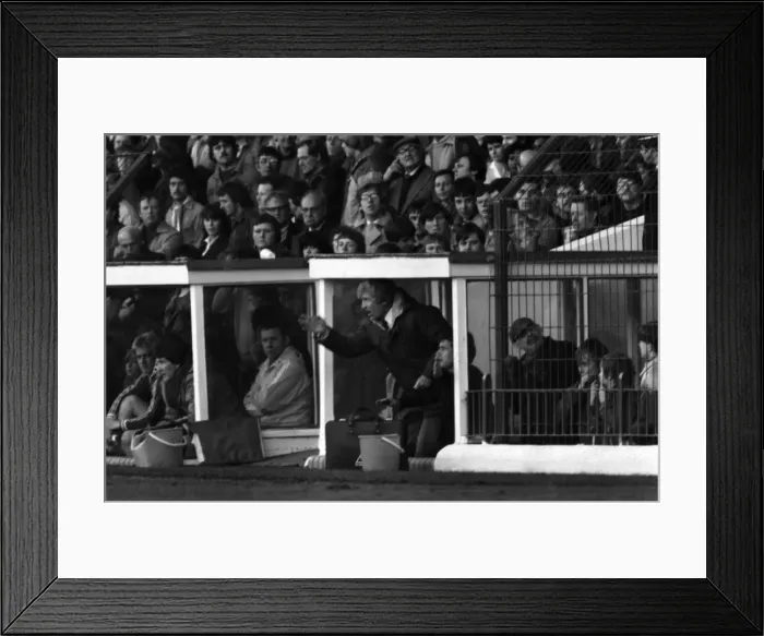 Framed Print : Stoke 0 v. Sunderland 1. April 1982 MF06-28-013 Local Caption Division 1 Football Framed Print : Stoke 0 v. Sunderland 1. April 1982 MF06-28-013 Local Caption Division 1 Football