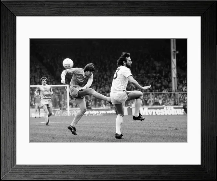 Framed Print : Manchester City 0 v. West Ham United 1. April 1982 MF06-23-059 Local Caption