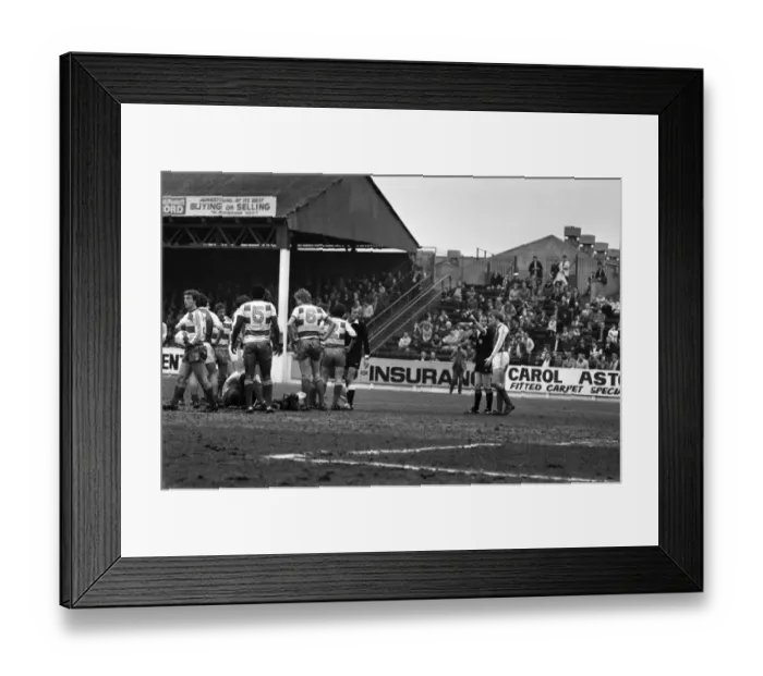 Framed Print : Rotherham United 1 v. Queens Park Rangers 0. March 1982 MF06-20-006 Local Caption Framed Print : Rotherham United 1 v. Queens Park Rangers 0. March 1982 MF06-20-006 Local Caption