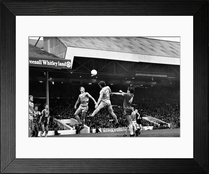 Framed Print : English League Division One match at Maine Road. Manchester City 3 v Middlesbrough 2 Framed Print : English League Division One match at Maine Road. Manchester City 3 v Middlesbrough 2