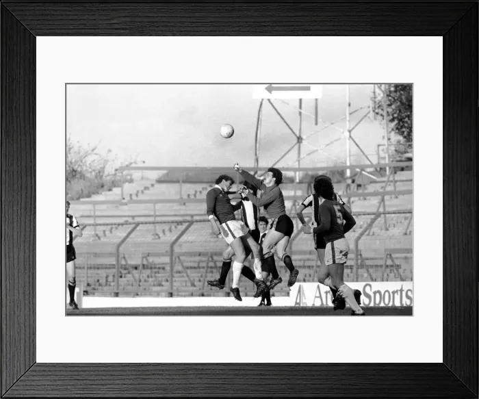 Framed Print : Oldham 3 v. Newcastle United 1. Division 2 Football October 1981 MF04-13-115 Framed Print : Oldham 3 v. Newcastle United 1. Division 2 Football October 1981 MF04-13-115