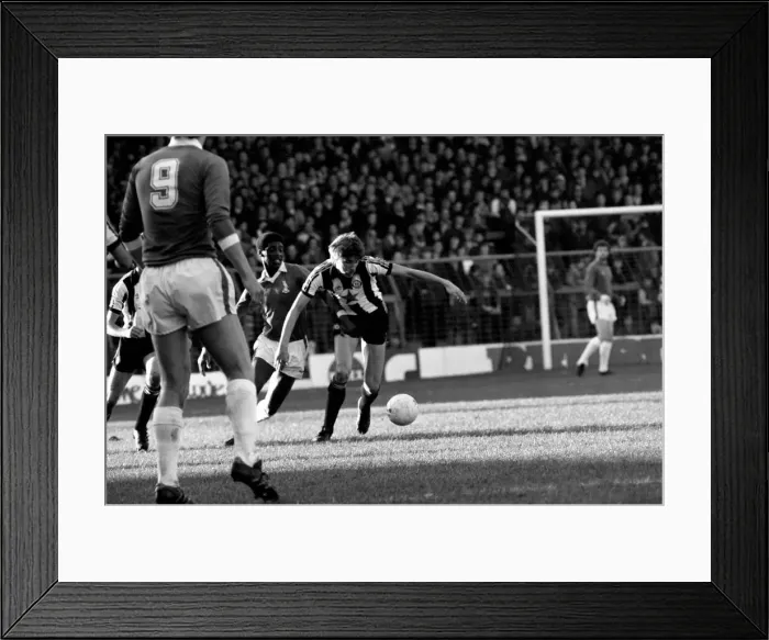 Framed Print : Oldham 3 v. Newcastle United 1. Division 2 Football October 1981 MF04-13-035 Framed Print : Oldham 3 v. Newcastle United 1. Division 2 Football October 1981 MF04-13-035
