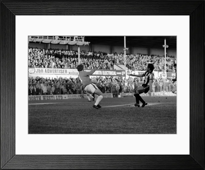 Framed Print : Oldham 3 v. Newcastle United 1. Division 2 Football October 1981 MF04-13-088 Framed Print : Oldham 3 v. Newcastle United 1. Division 2 Football October 1981 MF04-13-088