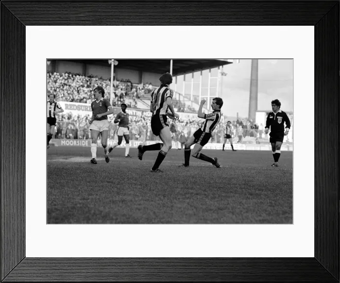 Framed Print : Oldham 3 v. Newcastle United 1. Division 2 Football October 1981 MF04-13-101