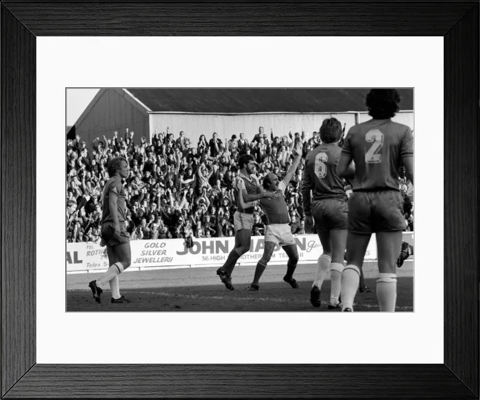 Framed Print : Rotherham United 6 v. Chelsea 0. Division 2 Football October 1981 MF04-14-022 Framed Print : Rotherham United 6 v. Chelsea 0. Division 2 Football October 1981 MF04-14-022