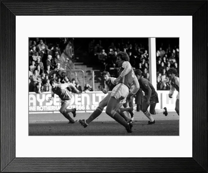 Framed Print : Rotherham United 6 v. Chelsea 0. Division 2 Football October 1981 MF04-14-031 Framed Print : Rotherham United 6 v. Chelsea 0. Division 2 Football October 1981 MF04-14-031