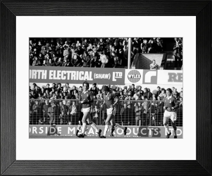Framed Print : Oldham 3 v. Newcastle United 1. Division 2 Football October 1981 MF04-13-050