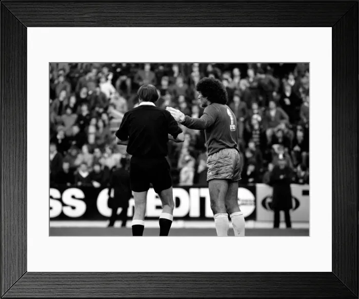 Framed Print : Rotherham United 6 v. Chelsea 0. Division 2 Football October 1981 MF04-14-010 Framed Print : Rotherham United 6 v. Chelsea 0. Division 2 Football October 1981 MF04-14-010