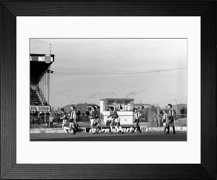 Framed Print : Oldham 3 v. Newcastle United 1. Division 2 Football October 1981 MF04-13-023 Framed Print : Oldham 3 v. Newcastle United 1. Division 2 Football October 1981 MF04-13-023
