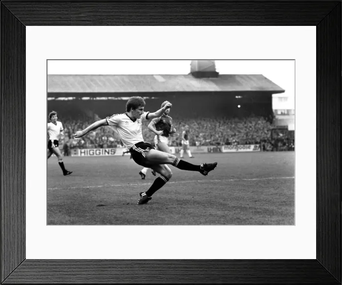 Framed Print : English League Division One match at Upton Park. West Ham United 3 v Manchester United 1 Framed Print : English League Division One match at Upton Park. West Ham United 3 v Manchester United 1