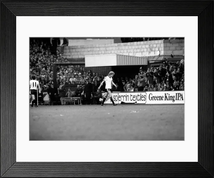 Framed Print : English League Division One match at Upton Park. West Ham United 3 v Manchester United 1 Framed Print : English League Division One match at Upton Park. West Ham United 3 v Manchester United 1