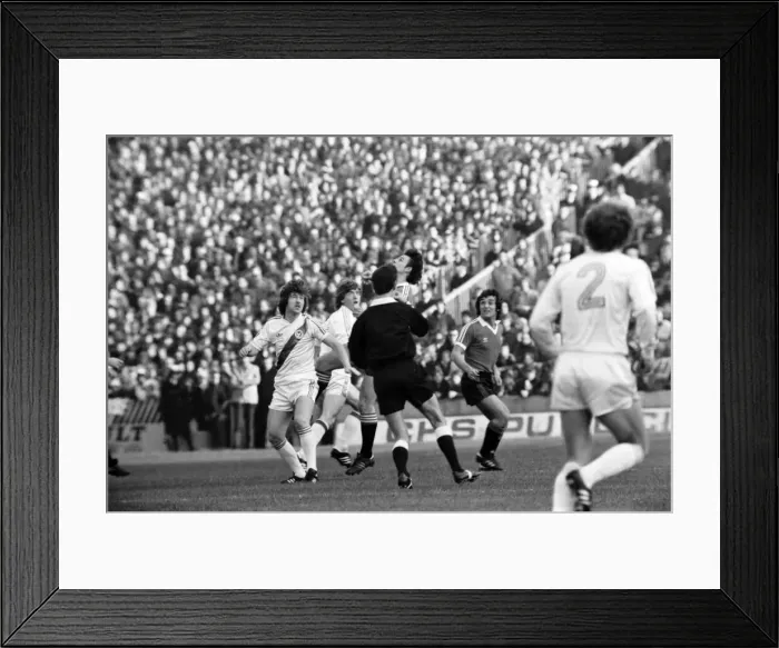 Framed Print : Division 1 football. Crystal Palace 1 v. Manchester United 0 November 1980 LF05-08-022 Framed Print : Division 1 football. Crystal Palace 1 v. Manchester United 0 November 1980 LF05-08-022
