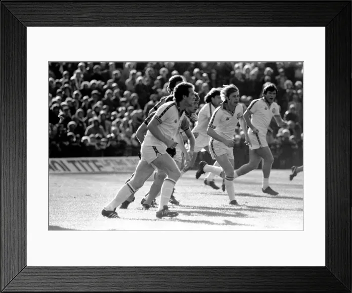 Framed Print : Football Division 1. Aston Villa 3 v. Tottenham Hotspur 0. October 1980 LF04-43-037 Framed Print : Football Division 1. Aston Villa 3 v. Tottenham Hotspur 0. October 1980 LF04-43-037