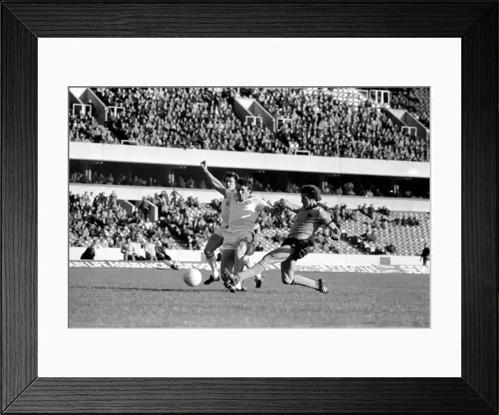 Framed Print : Football Division 1. Aston Villa 3 v. Tottenham Hotspur 0. October 1980 LF04-43-043 Framed Print : Football Division 1. Aston Villa 3 v. Tottenham Hotspur 0. October 1980 LF04-43-043