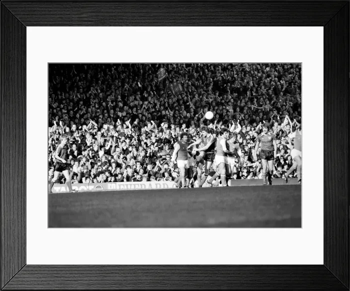 Framed Print : Division 1 football. Arsenal 2 v. Sunderland 2. October 1980 LF04-44-112 Framed Print : Division 1 football. Arsenal 2 v. Sunderland 2. October 1980 LF04-44-112