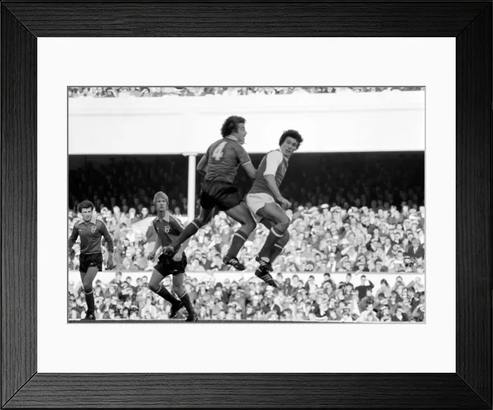 Framed Print : Division 1 football. Arsenal 2 v. Sunderland 2. October 1980 LF04-44-070 Framed Print : Division 1 football. Arsenal 2 v. Sunderland 2. October 1980 LF04-44-070