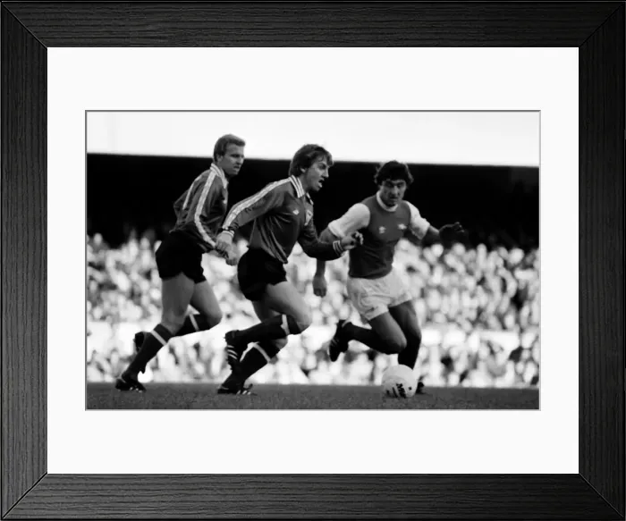 Framed Print : Division 1 football. Arsenal 2 v. Sunderland 2. October 1980 LF04-44-007 Framed Print : Division 1 football. Arsenal 2 v. Sunderland 2. October 1980 LF04-44-007