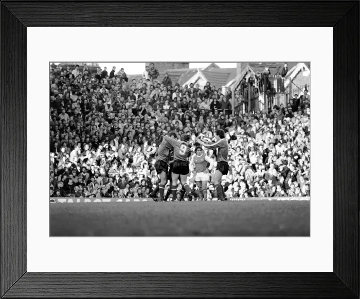 Framed Print : Division 1 football. Arsenal 2 v. Sunderland 2. October 1980 LF04-44-036 Framed Print : Division 1 football. Arsenal 2 v. Sunderland 2. October 1980 LF04-44-036