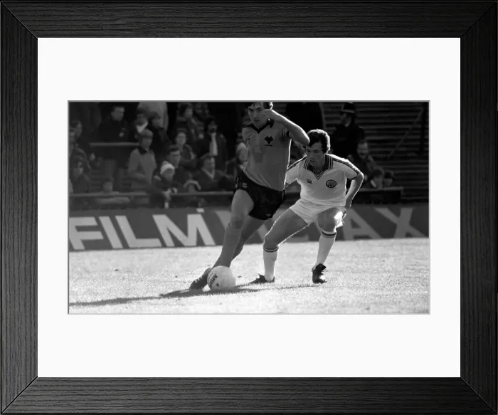 Framed Print : Football Division 1. Aston Villa 3 v. Tottenham Hotspur 0. October 1980 LF04-43-053 Framed Print : Football Division 1. Aston Villa 3 v. Tottenham Hotspur 0. October 1980 LF04-43-053