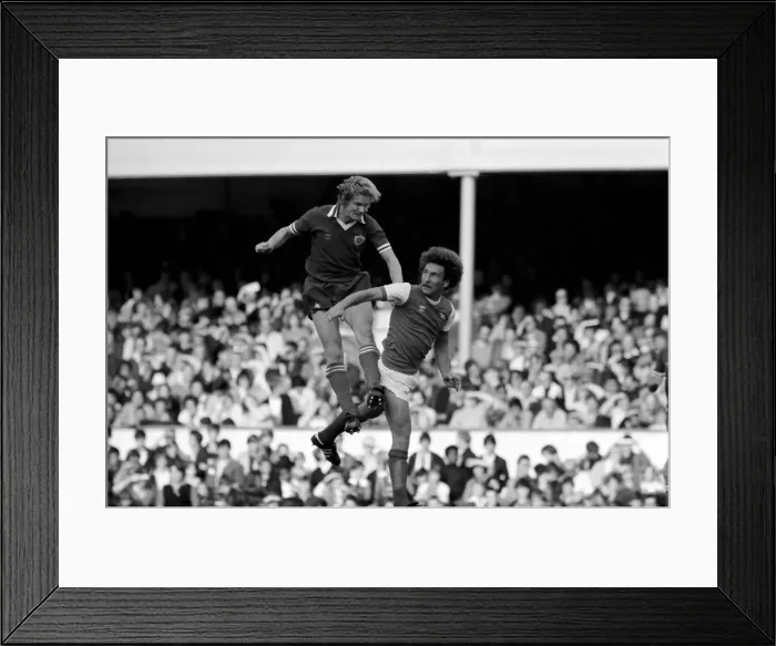Framed Print : Division 1 football. Arsenal 1 v. Leicester 0. October 1980 LF04-38-042 Framed Print : Division 1 football. Arsenal 1 v. Leicester 0. October 1980 LF04-38-042
