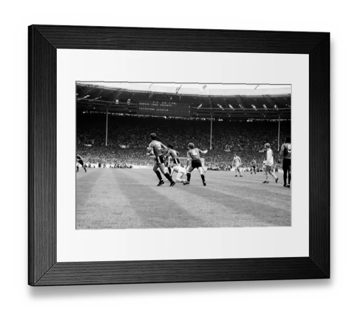 Framed Print : English FA Cup Final at Wembley Stadium. Tottenham Hotspur 1 v Queens Park Rangers 1 Framed Print : English FA Cup Final at Wembley Stadium. Tottenham Hotspur 1 v Queens Park Rangers 1