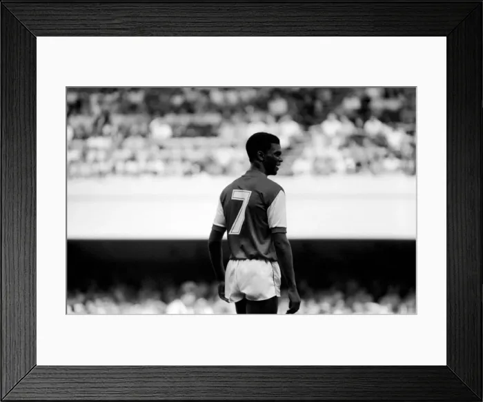 Framed Print : English League Division One match at Highbury. Arsenal 2 v Notts County 0 Framed Print : English League Division One match at Highbury. Arsenal 2 v Notts County 0