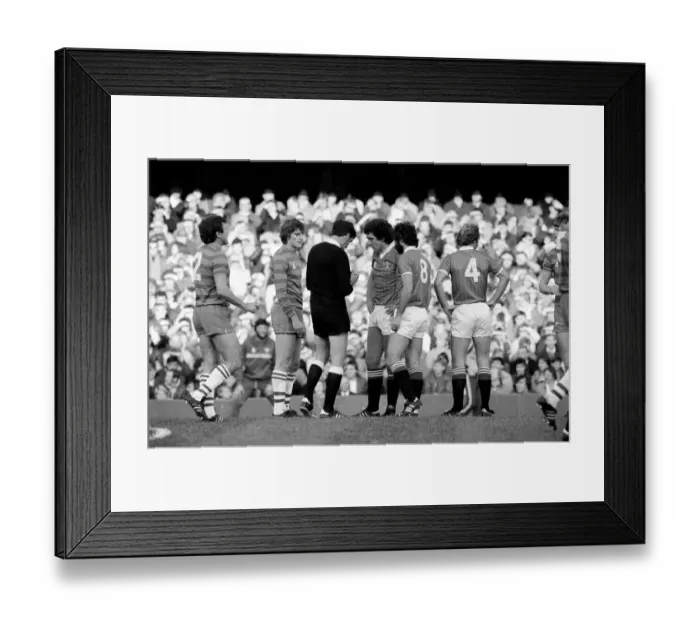 Framed Print : Division 2 football. Chelsea 3 v. Charlton 2. October 1983 LF14-12-008