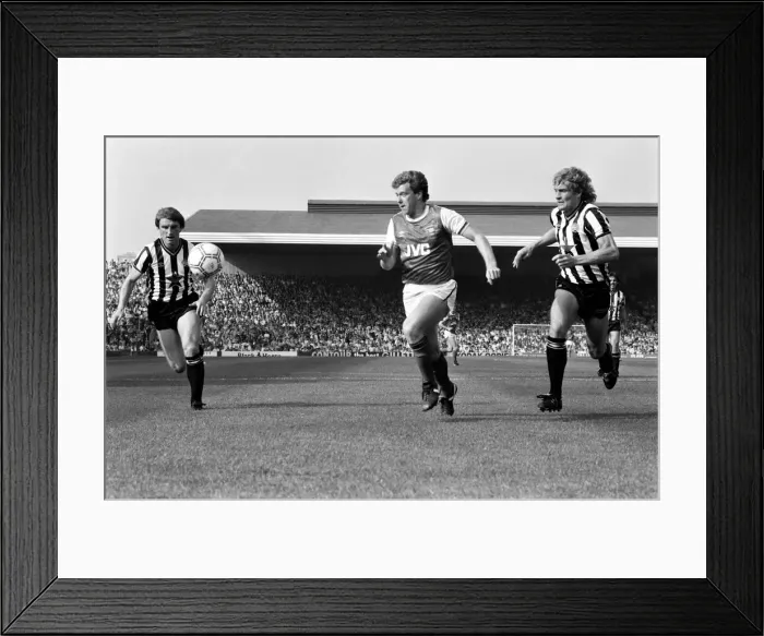 Framed Print : Division 1 football. Arsenal 0 v. Newcastle 0. September 1985 LF15-22-006 Framed Print : Division 1 football. Arsenal 0 v. Newcastle 0. September 1985 LF15-22-006