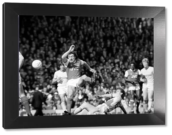Division 1 football. Arsenal 2 v. Nottingham Forest 0. April 1982 LF09-08-006