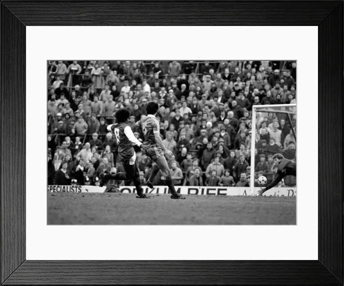 Framed Print : Division 1 football. Arsenal 3 v. Brighton and Hove Albion 1. February 1983 LF12-26-040 Framed Print : Division 1 football. Arsenal 3 v. Brighton and Hove Albion 1. February 1983 LF12-26-040