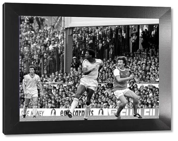 Division 1 football. Arsenal 1 v. Nottingham Forest 0. September 1980 LF04-37-075