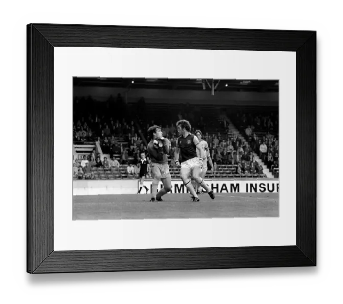 Framed Print : Football Division 1. Aston Villa 0 v. Everton 2. September 1980 LF04-26-014 Framed Print : Football Division 1. Aston Villa 0 v. Everton 2. September 1980 LF04-26-014