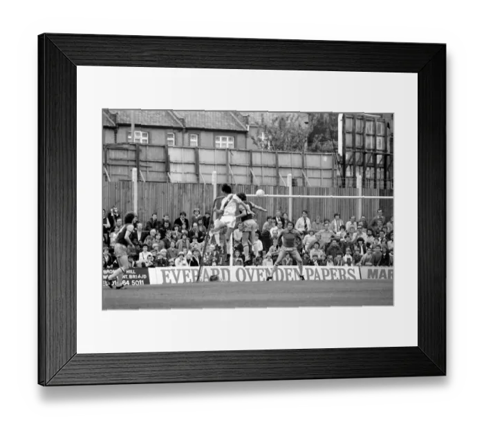 Framed Print : English Division 1. Crystal Palace 0 v. Aston Villa 1. September 1980 LF04-34-111