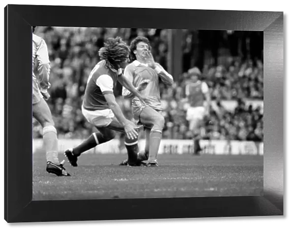 English Division 1. Arsenal 2 v. Stoke 0. September 1980 LF04-25-025