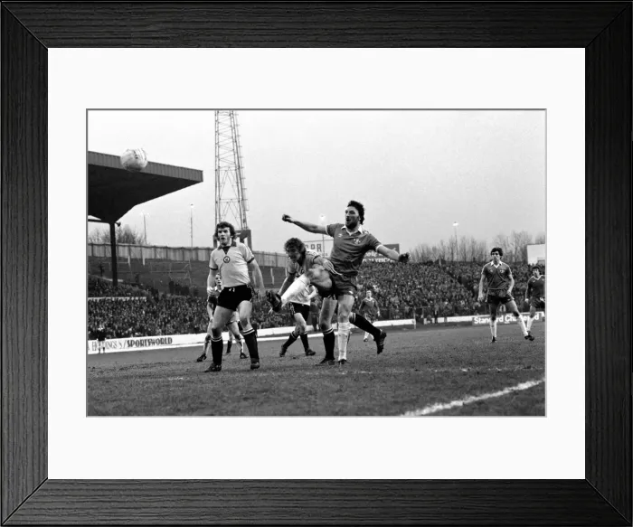 Framed Print : Chelsea 4 v. Newcastle United 0. Division 2 Football January 1980 LF01-02-018 Framed Print : Chelsea 4 v. Newcastle United 0. Division 2 Football January 1980 LF01-02-018
