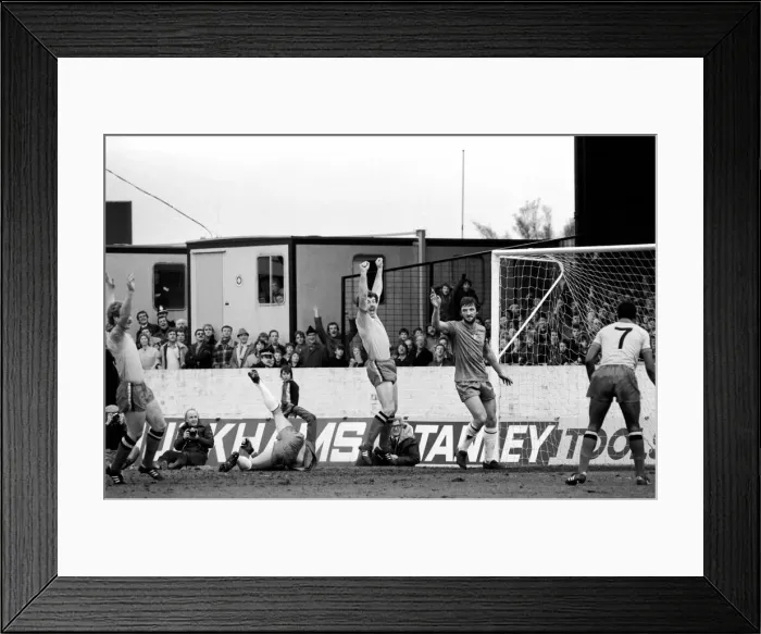Framed Print : Division 2 football. Watford 1 v. Chelsea 0. February 1982 LF08-38-016 Framed Print : Division 2 football. Watford 1 v. Chelsea 0. February 1982 LF08-38-016