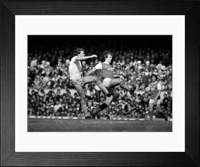 Framed Print : English League Division One match at Highbury. Arsenal 2 v West Ham United 0 Framed Print : English League Division One match at Highbury. Arsenal 2 v West Ham United 0