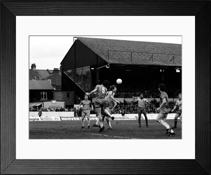 Framed Print : Division 2 football. Watford 1 v. Chelsea 0. February 1982 LF08-38-076